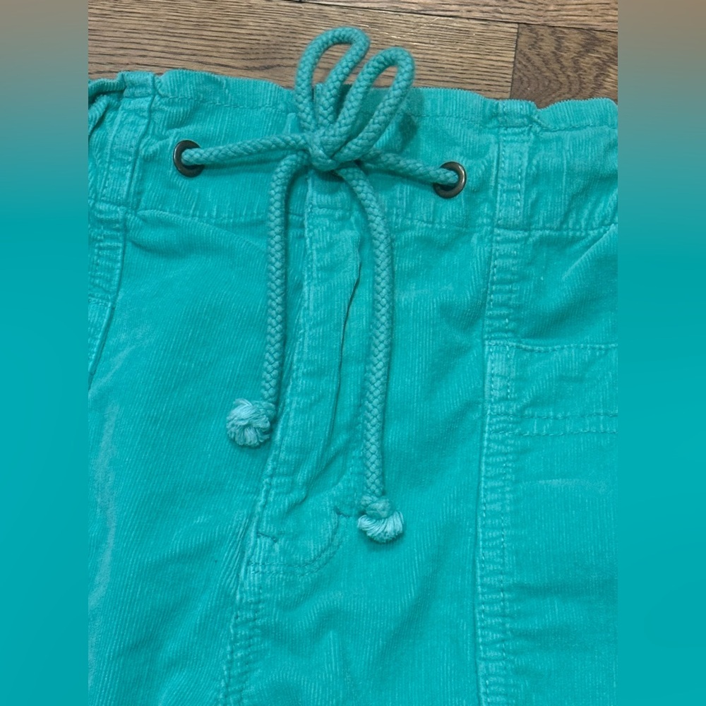 We the Free. Angelo Mid Rise Pull-On Corduroy Jogger. Green. Size Small. - Picture 7 of 11